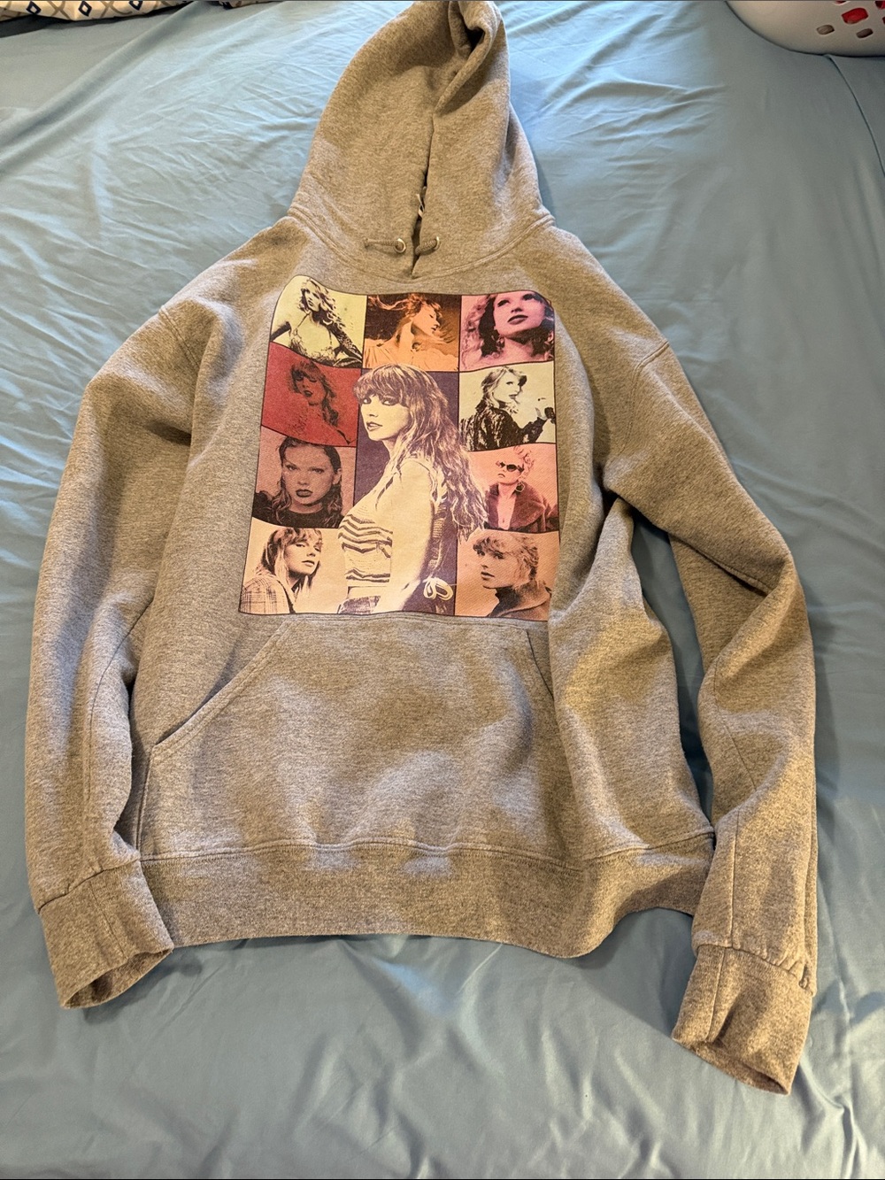 Taylor Swift Gray Graphic Pullover Hoodie - Women Sweater
